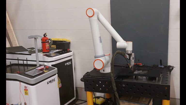 Kolaboratif Robot Sektörlerinde Yenilikçi Uygulamalar: Geleceğin Fabrikaları! 2 Kolaboratif Robot Sektörlerinde Yenilikçi Uygulamalar: Geleceğin Fabrikaları!